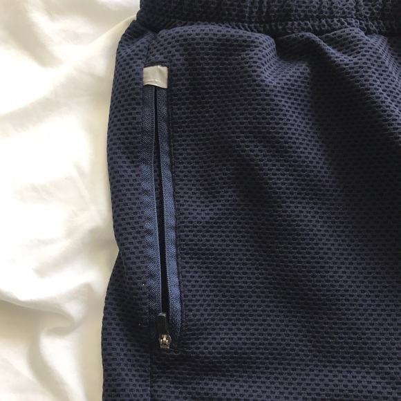 Nike Dri Fit Large size running tracks - Picture 3 of 4